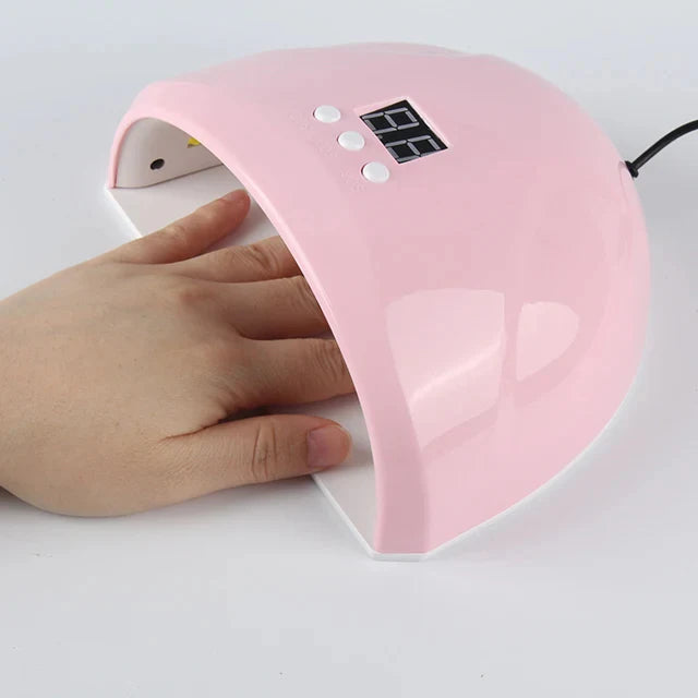 مصباح لتجفيف الأظافر